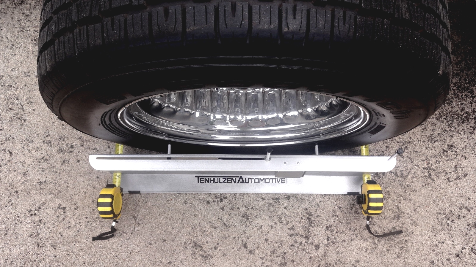 Tenhulzen Automotive 2-Wheel Alignment Tool Measures Camber/Caster/Toe