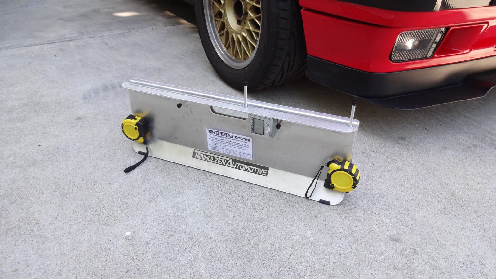 Tenhulzen Automotive 2-Wheel Alignment Tool Measures Camber/Caster/Toe